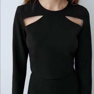 BRAND NEW ZARA BLACK CUTOUT TOP SIZE XS